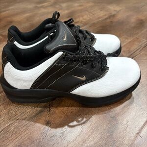 Nike Golf Shoes Black White Leather Spikes 314837-122 Youth 6Y Womens 7.5
